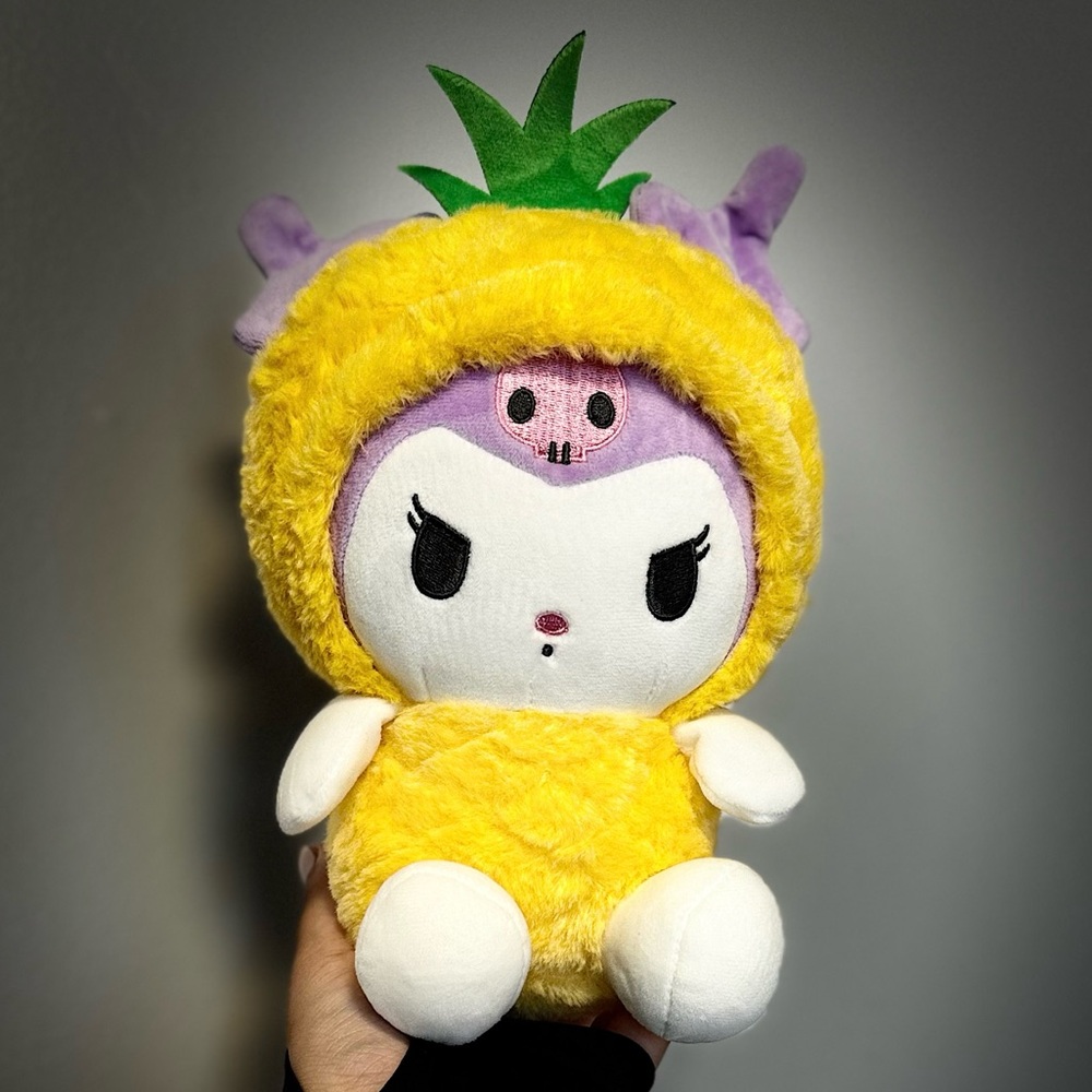 SANRIO KUROMI PINEAPPLE PLUSH